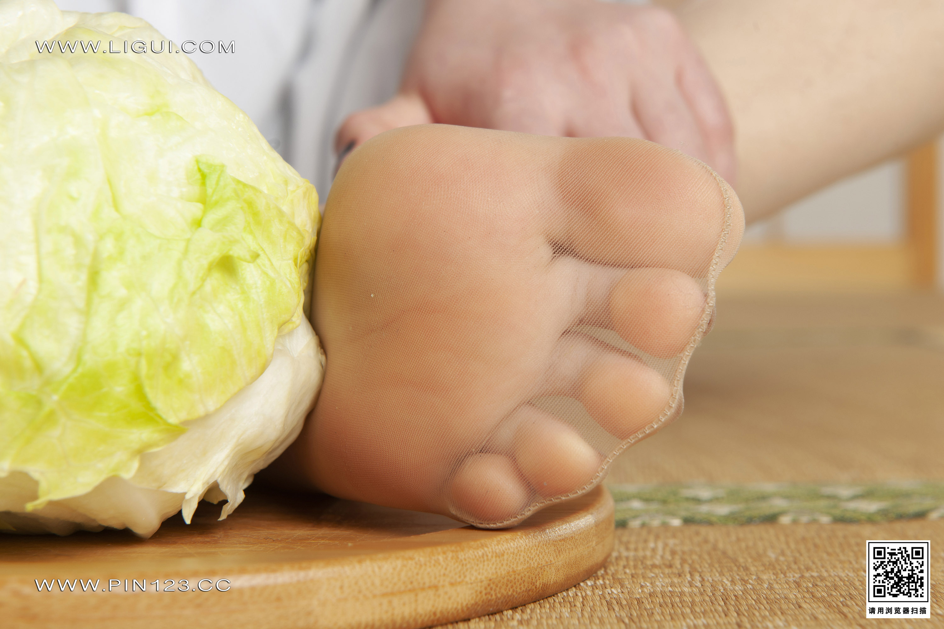 Ligui丽柜 2023.04.24 《肉丝汉堡》 橙子